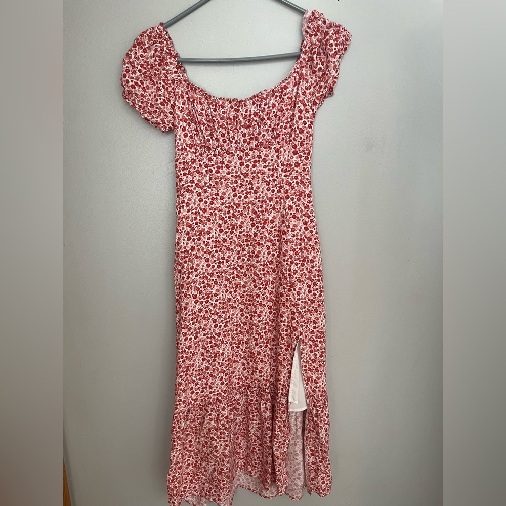 Hollister‎ Red Floral Midi Dress